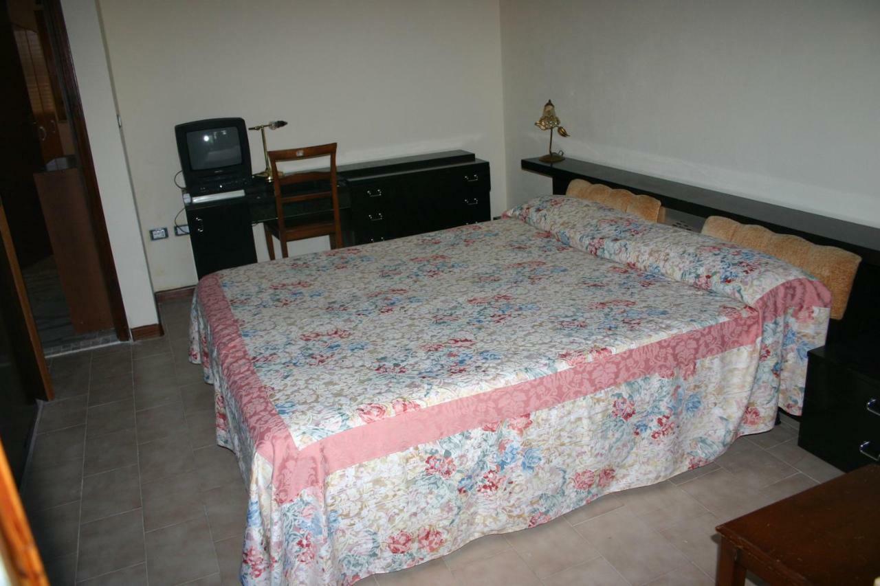 Dune Buggy Bed & Breakfast Cagliari Ngoại thất bức ảnh